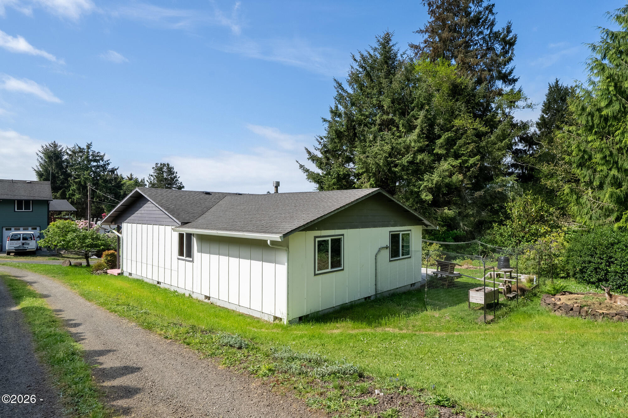 4540 Old State Road Tillamook, OR 97141 - Photo 31 of 37 Yard