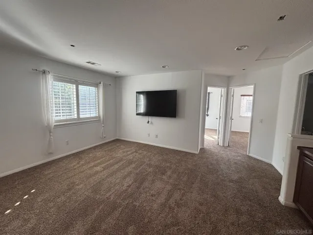 $4,100 | 16943 New Rochelle Way, Unit 69, San Diego, CA 92127