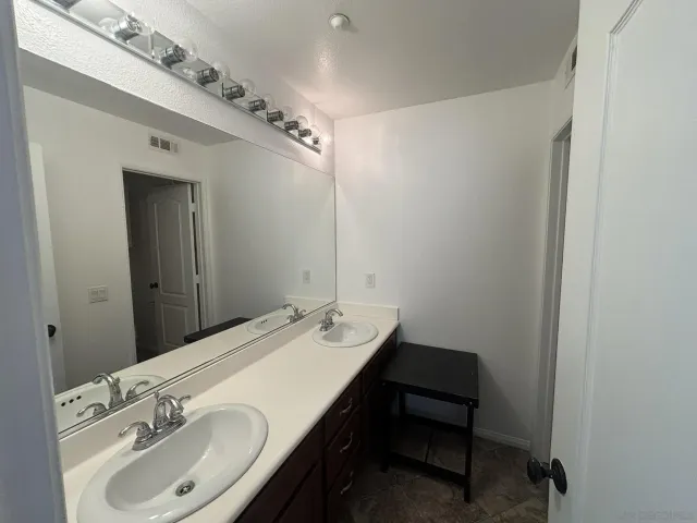 $4,100 | 16943 New Rochelle Way, Unit 69, San Diego, CA 92127