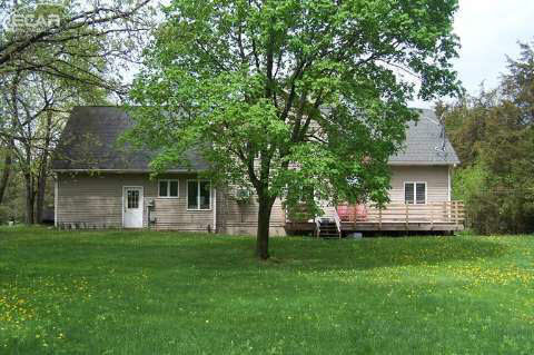 15391 South Duffield Road Byron, MI 48418 - Photo 3 of 29 20437787-2.JPG