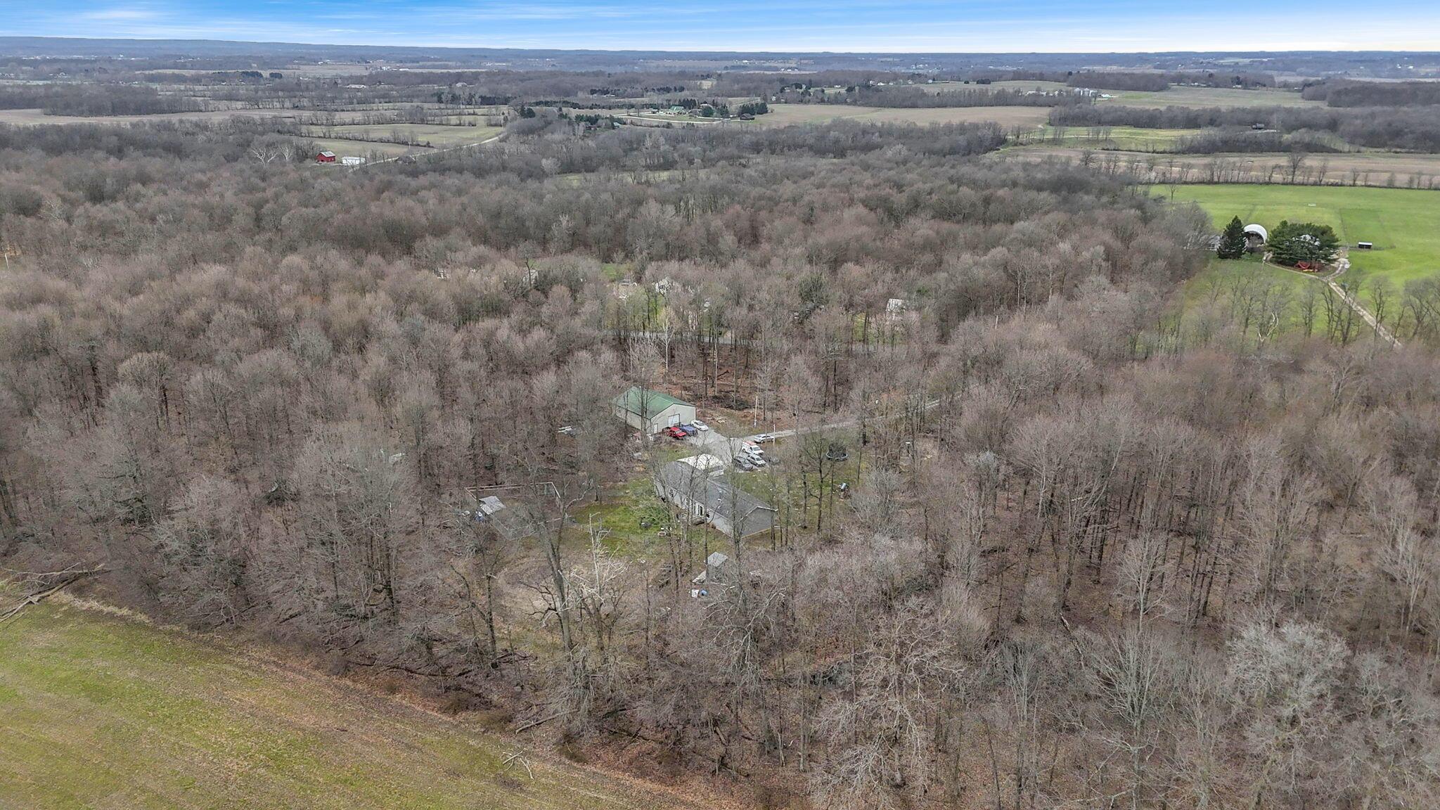 6590 Feasel Road Mount Vernon, OH 43050 - Photo 58 of 66 58-web-or-mls-DJI_20260329210419_0025_D