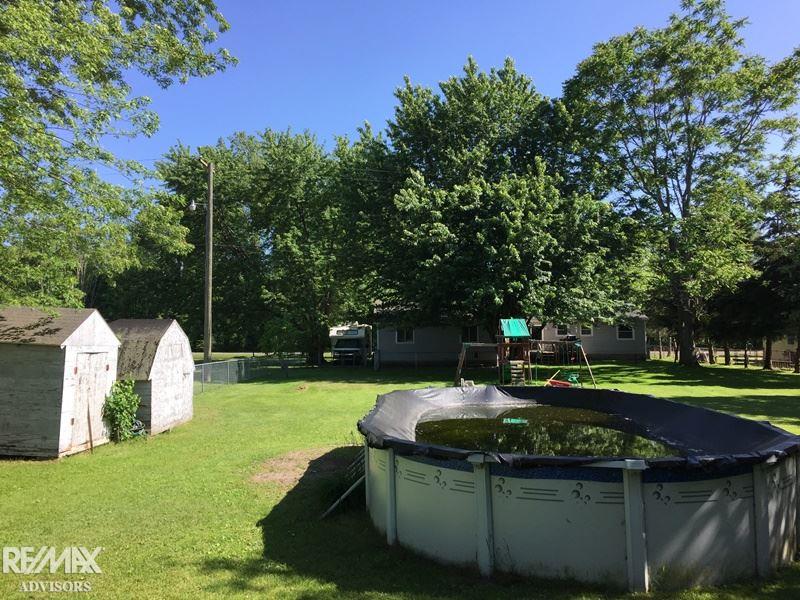 6408 Swartout Road Algonac, MI 48001 - Photo 21 of 23 31293677-20.JPG