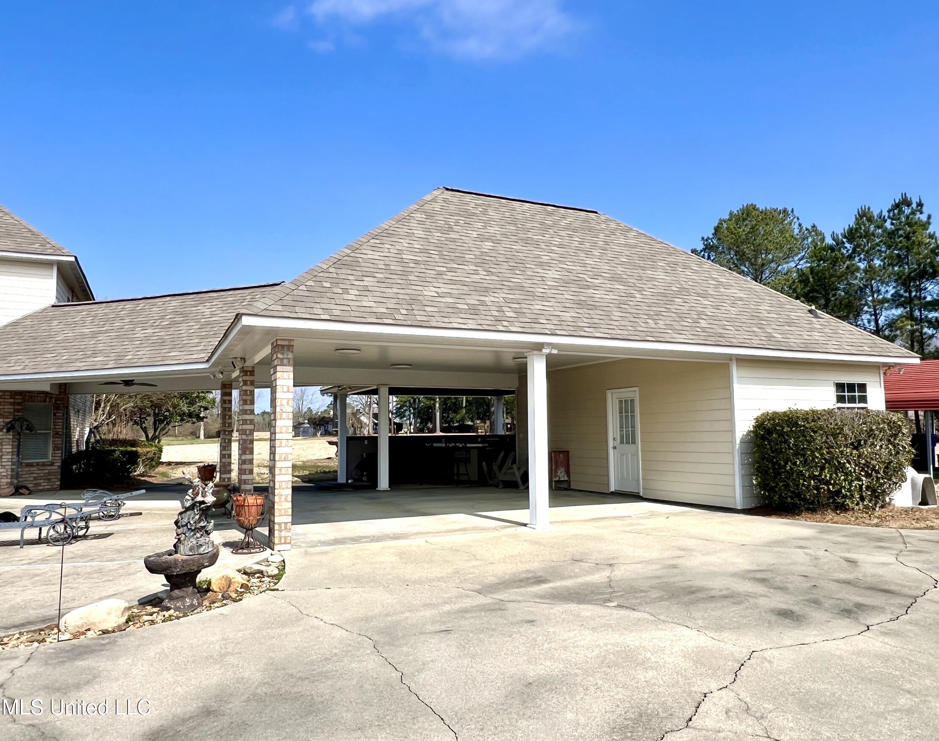 1261 Brumfield Road Southwest Bogue Chitto, MS 39629 - Photo 12 of 19 IMG_3439