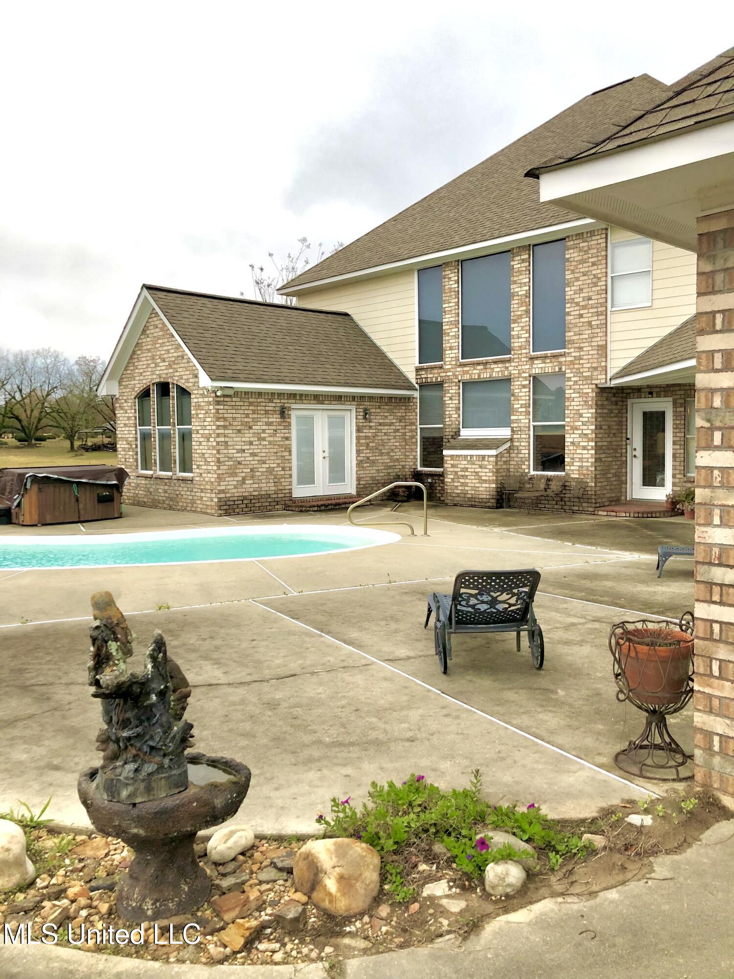 1261 Brumfield Road Southwest Bogue Chitto, MS 39629 - Photo 10 of 17 IMG_2581