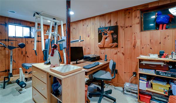 24 Shadow Lane Wellesley, MA 02482 - Photo 16 of 18 Gallery Image 16
