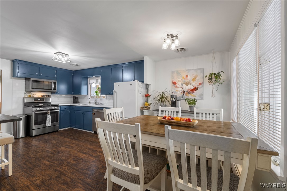 7000 Ralph Court Niagara, NY 14304 - Photo 14 of 40