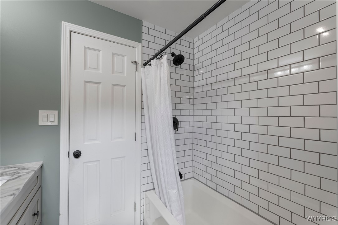 7000 Ralph Court Niagara, NY 14304 - Photo 26 of 40