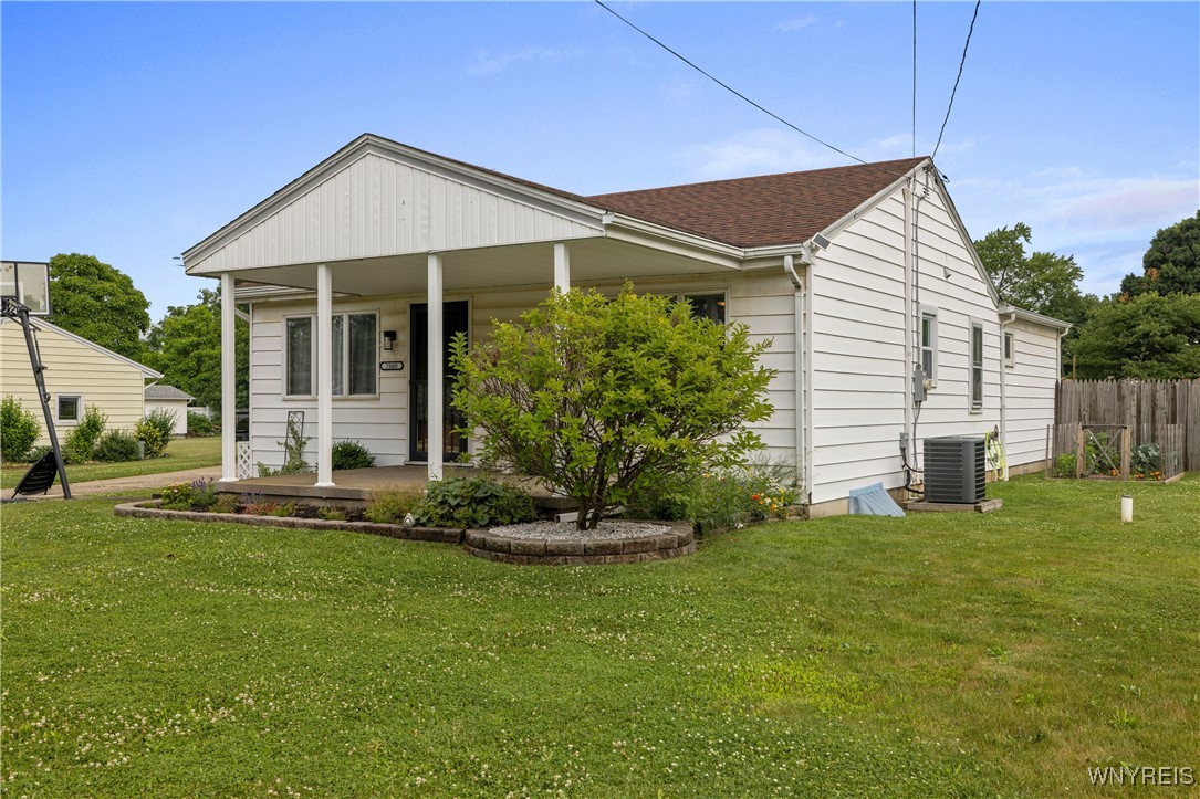 7000 Ralph Court Niagara, NY 14304 - Photo 3 of 40