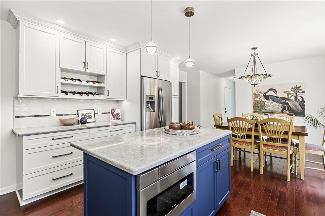 45 Split Rock Road Pittsford, NY 14534 - Photo 14 of 49