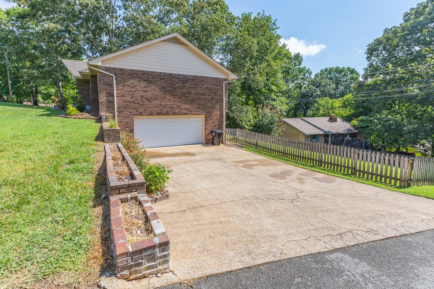 536 Elizabeth Crest Road Chattanooga, TN 37421 - Photo 7 of 46 536 Elizabeth Crest 37421 HD -12
