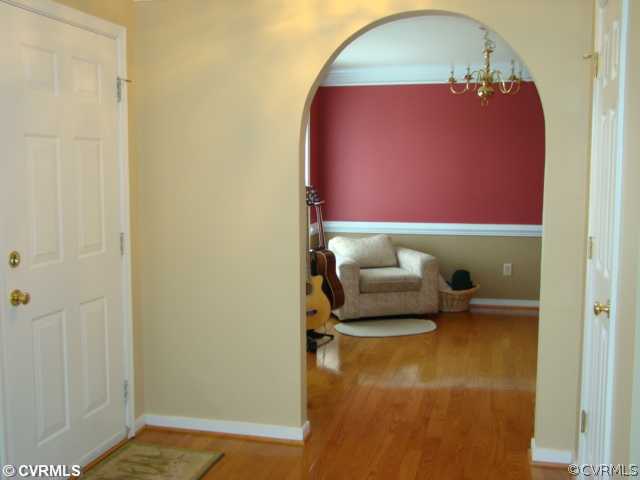2620 Dorset Ridge Road Powhatan, VA 23139 - Photo 7 of 12 Dining Room - Arched Opening from Foyer to Dining
