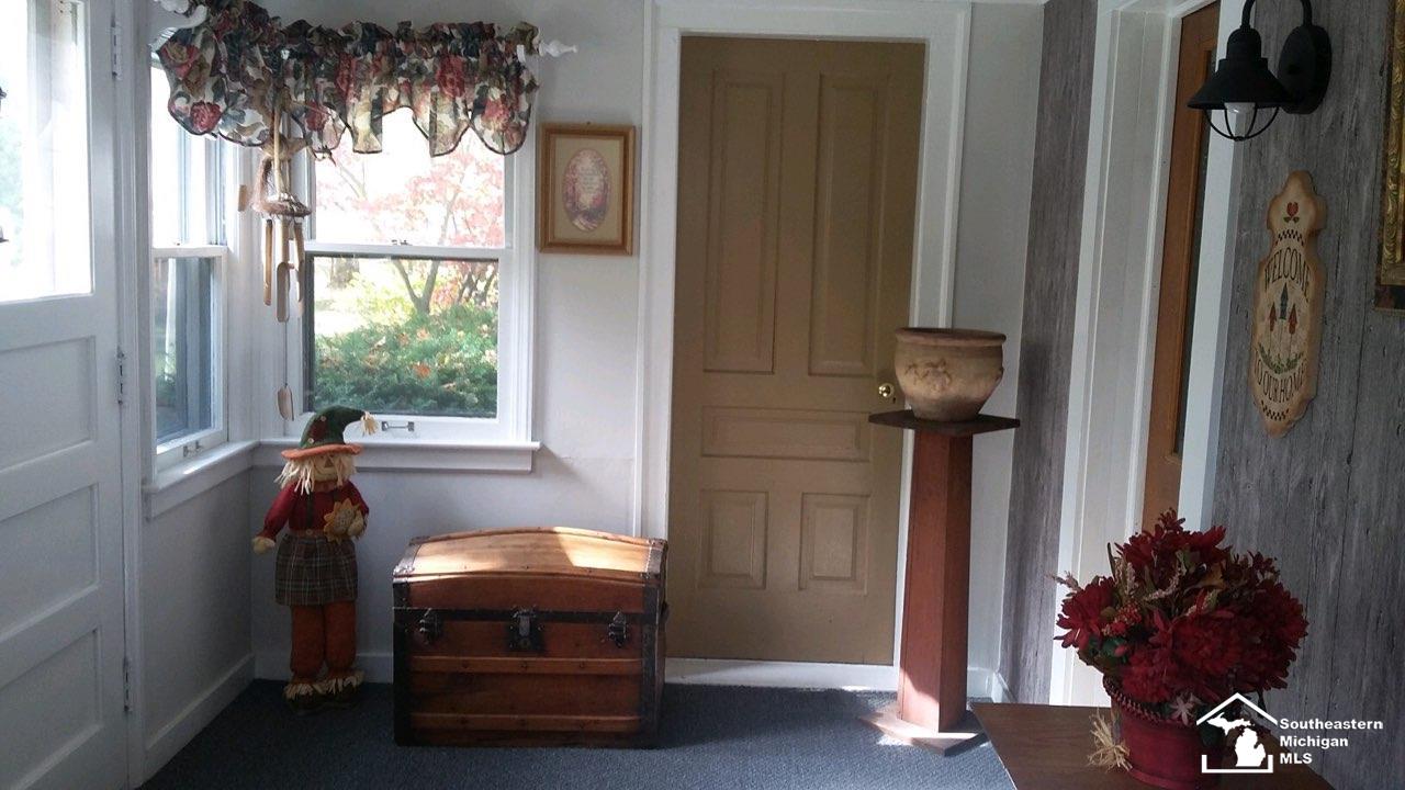 2492 North Custer Road Monroe, MI 48162 - Photo 14 of 23