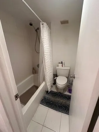 $2,500 | 16206 Laurel Drive, Unit 201, Weston, FL 33326