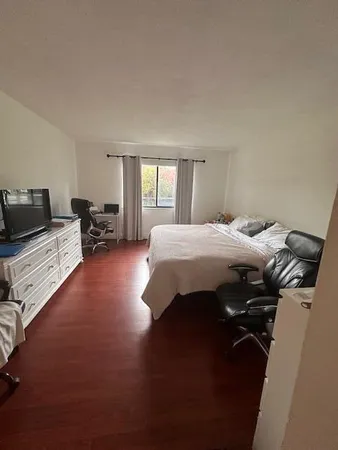 $2,500 | 16206 Laurel Drive, Unit 201, Weston, FL 33326