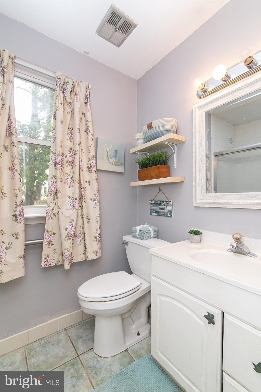 26 Ray Smith Road Sicklerville, NJ 08081 - Photo 12 of 25 bathroom with walk in shower
