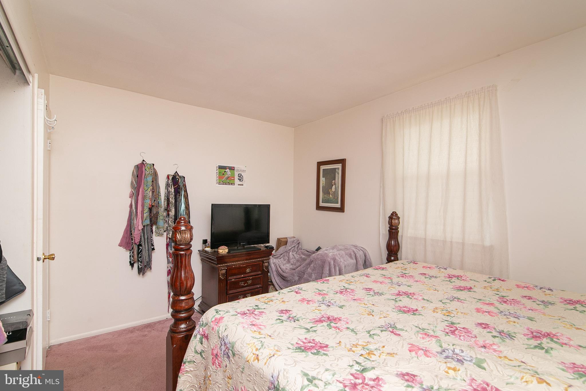 26 Ray Smith Road Sicklerville, NJ 08081 - Photo 16 of 25 Primary Bedroom