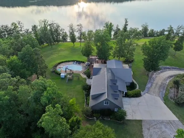 $1,599,000 | 410 County Road 261, Iuka, MS 38852