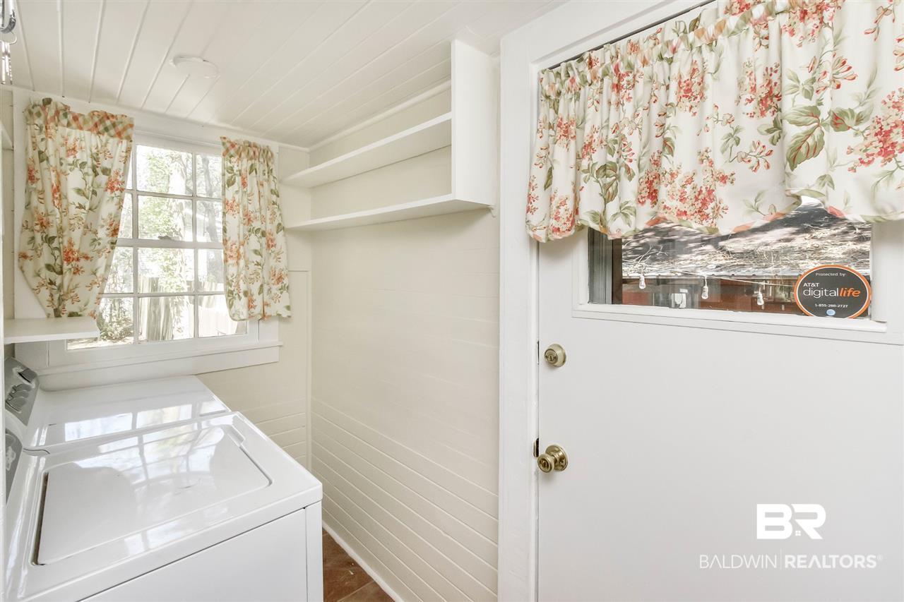 120 Margaret Street Mobile, AL 36607 - Photo 17 of 38
