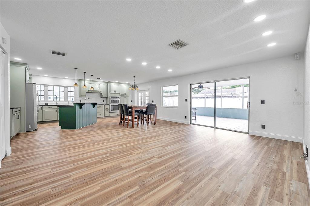 1520 Windmill Pointe Road Palm Harbor, FL 34685 - Photo 9 of 64