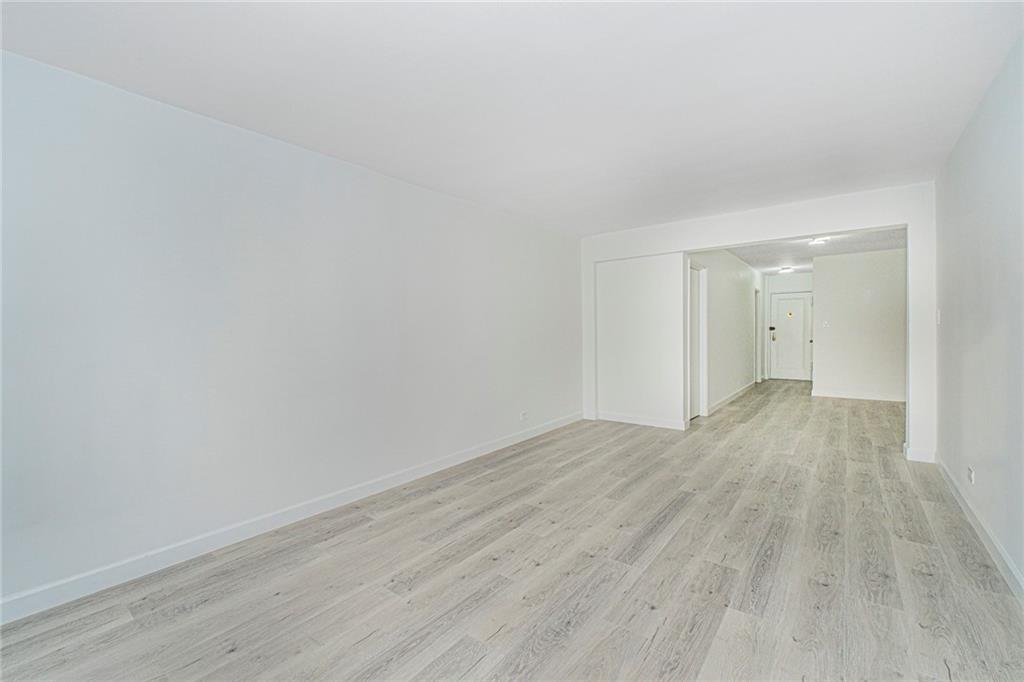 221 McDonald Avenue, Unit 5C Brooklyn, NY 11218 - Photo 2 of 11 Living Room