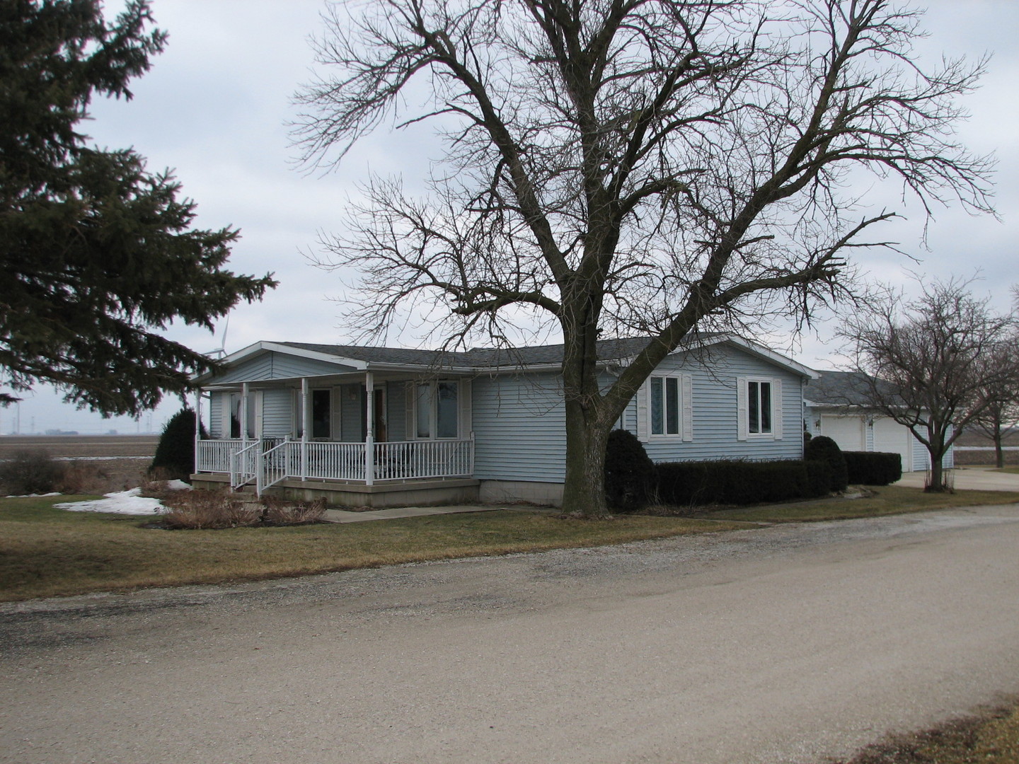 8193 West Gardner Road Kinsman, IL 60437 - Photo 3 of 35