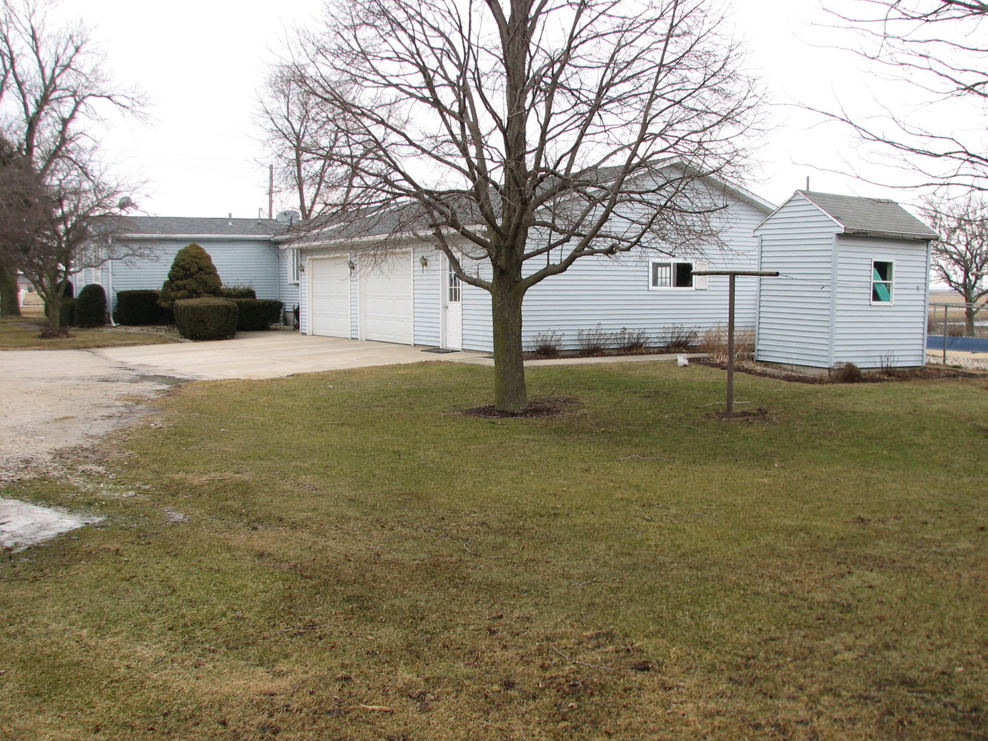 8193 West Gardner Road Kinsman, IL 60437 - Photo 5 of 35
