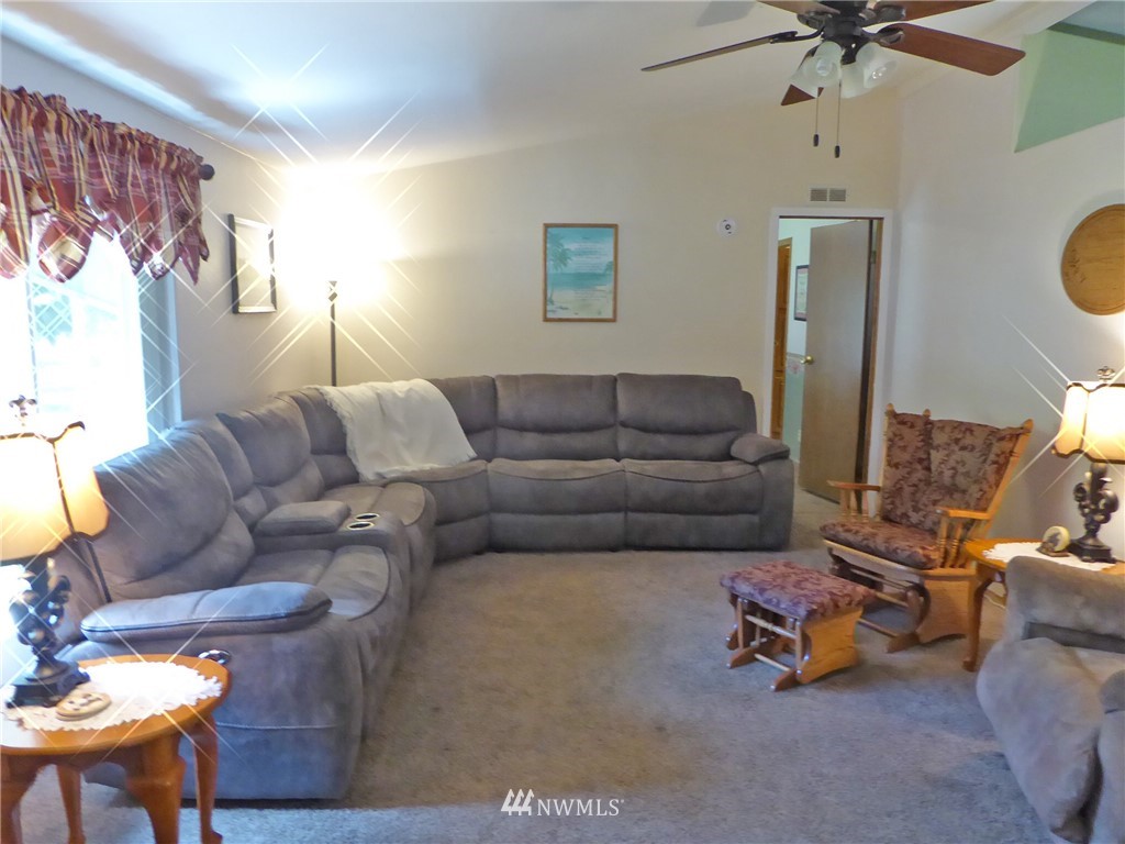 8326 183rd Avenue Southwest Rochester, WA 98579 - Photo 6 of 22