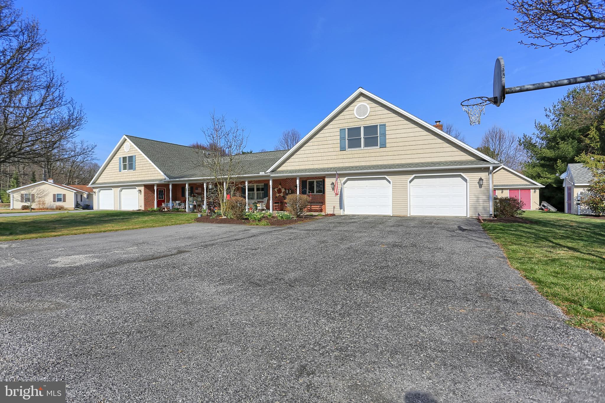 7 Stone Head Road Dillsburg, PA 17019 - Photo 1 of 50 Gallery Image 1