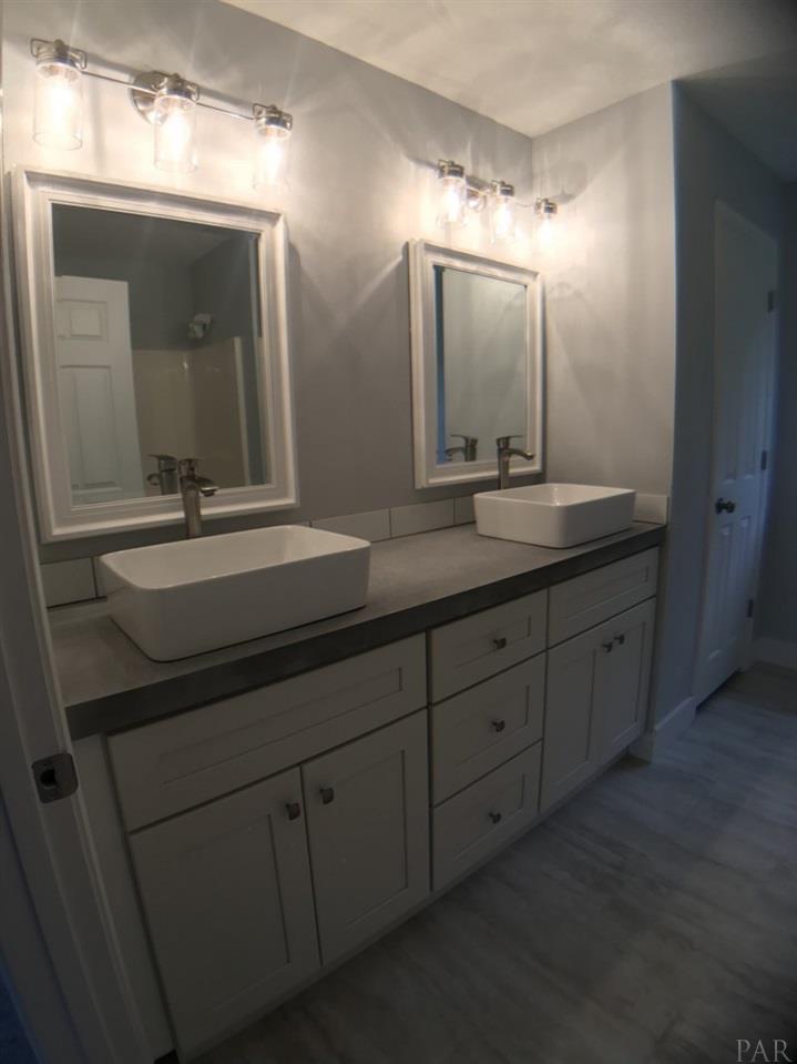 4163 Woodville Road Milton, FL 32583 - Photo 5 of 13