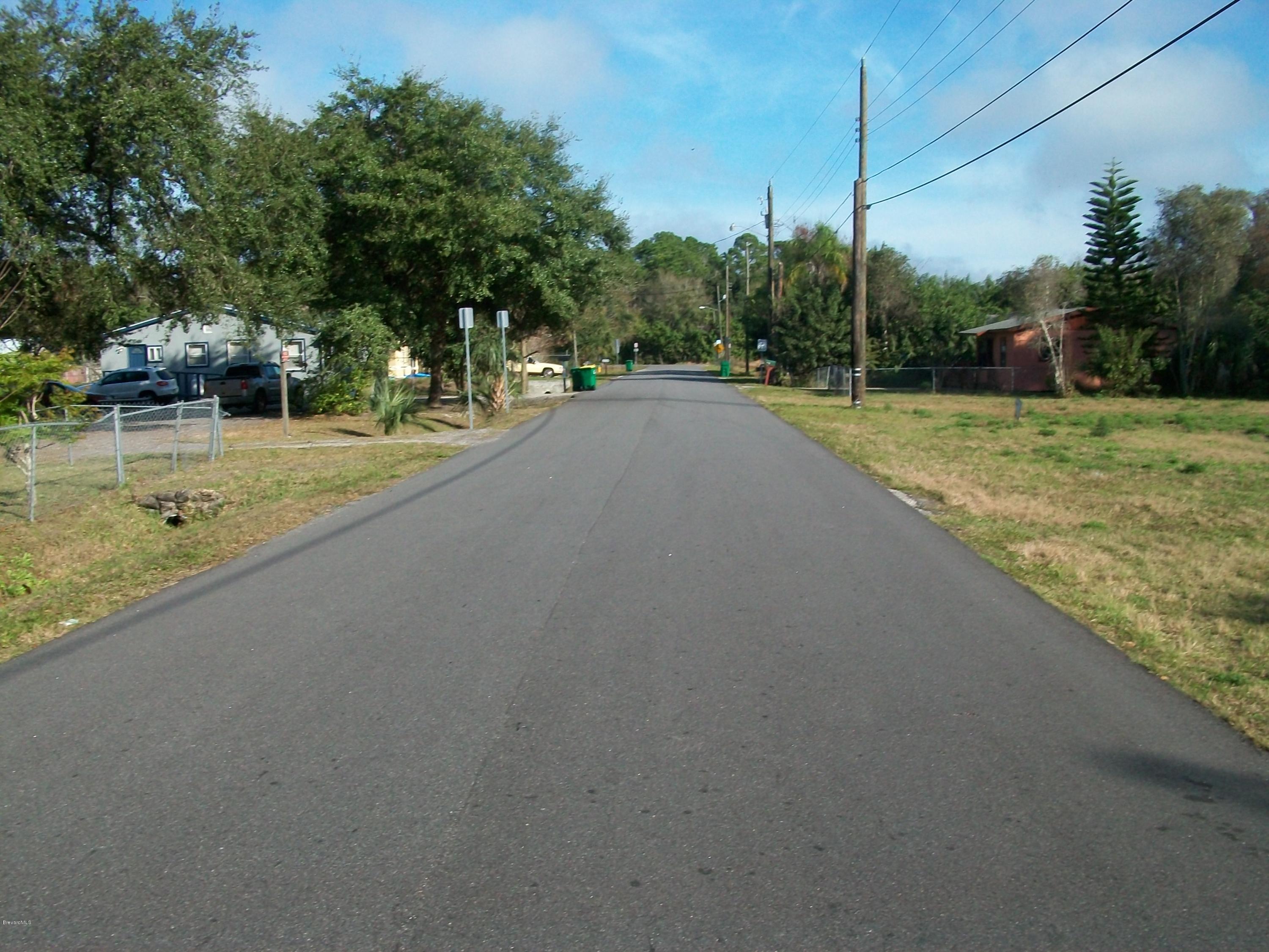 240 Lincoln Road Cocoa, FL 32926 - Photo 4 of 7 linc 2