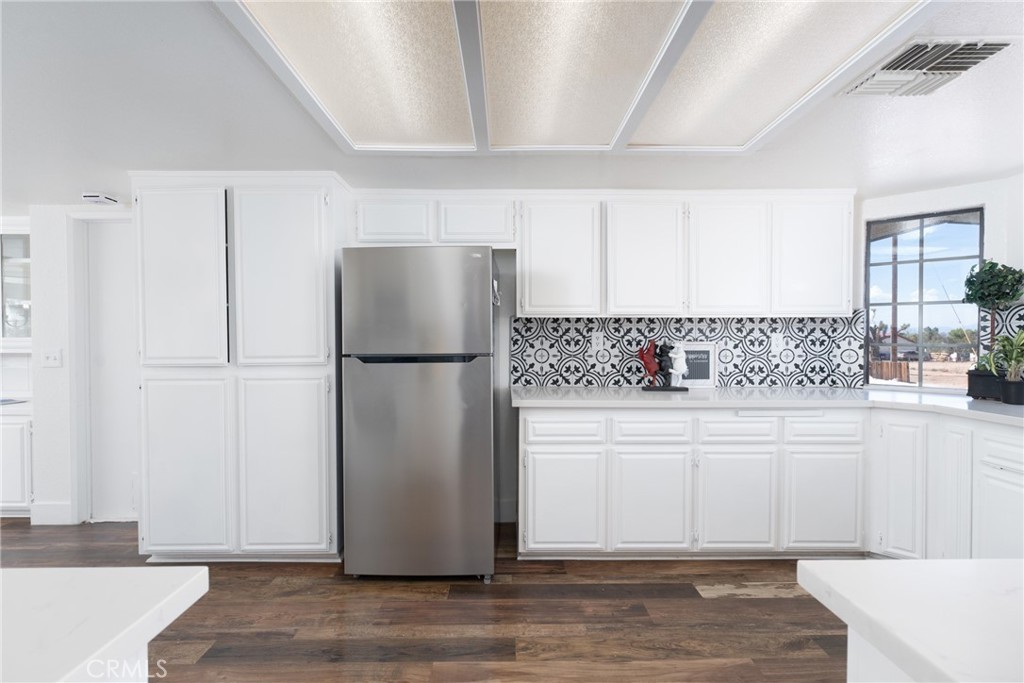 16433 Ocotilla Road Apple Valley, CA 92307 - Photo 14 of 43