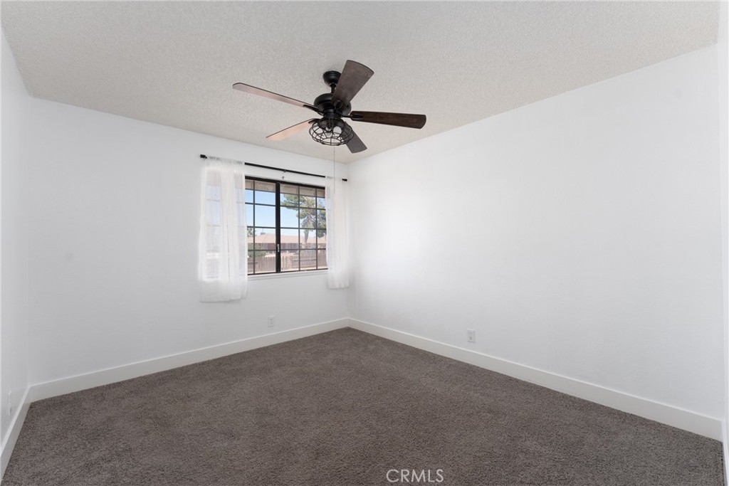 16433 Ocotilla Road Apple Valley, CA 92307 - Photo 25 of 43