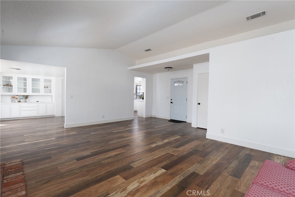 16433 Ocotilla Road Apple Valley, CA 92307 - Photo 10 of 43