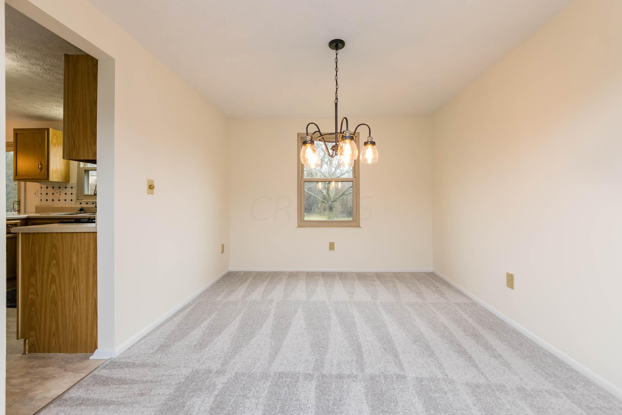 5409 Dexter Falls Road Columbus, OH 43221 - Photo 5 of 39 5409 Dexter Falls Rd-08 (1)