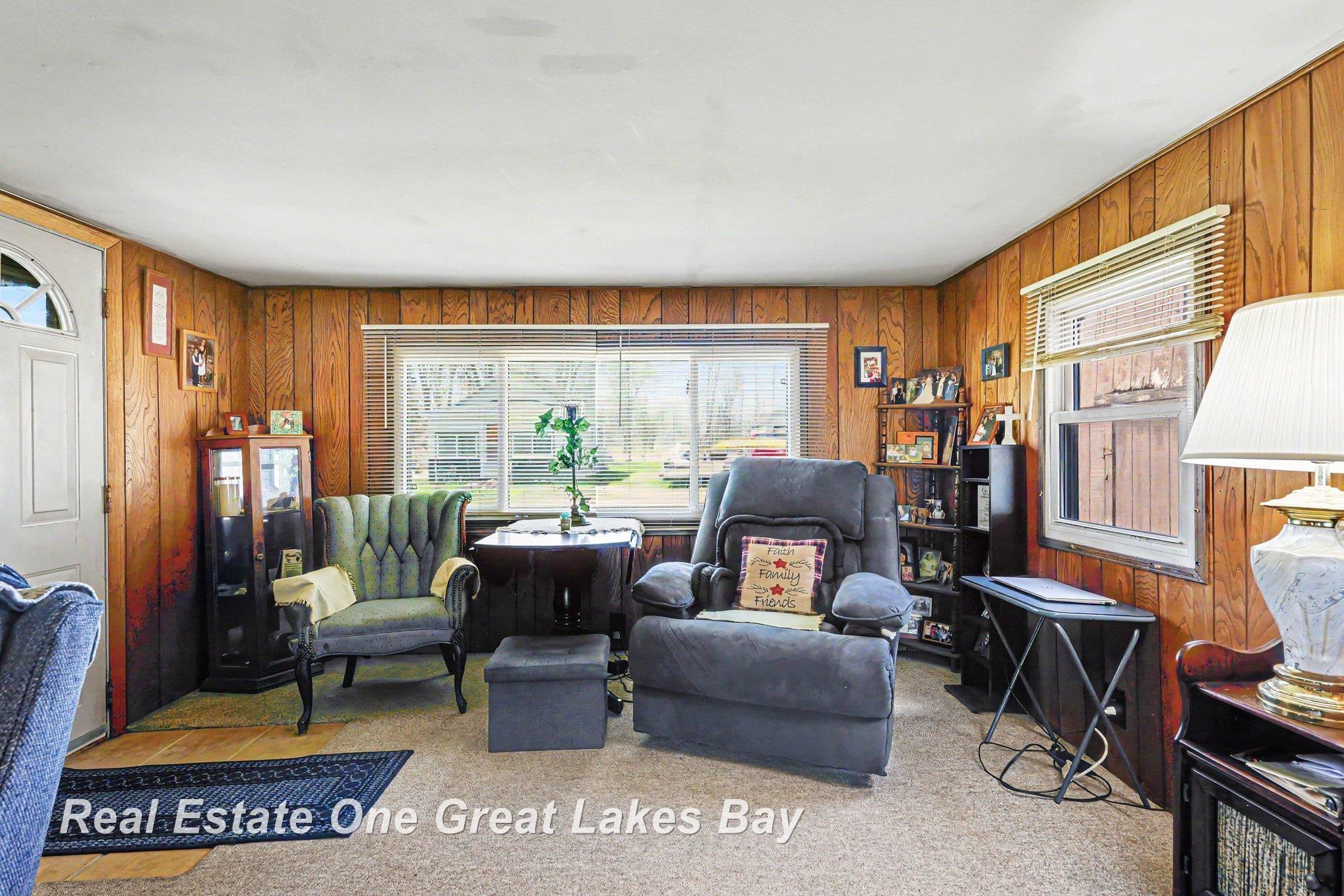2118 Lakeview Road Standish, MI 48658 - Photo 10 of 28