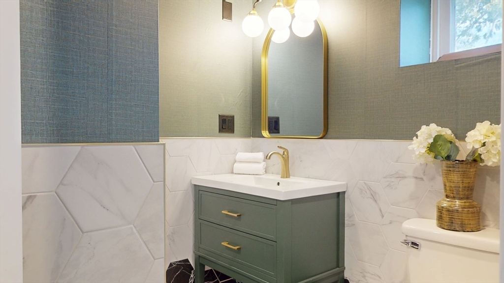125 Oakdale Road Newton, MA 02461 - Photo 29 of 34 Gallery Image 29