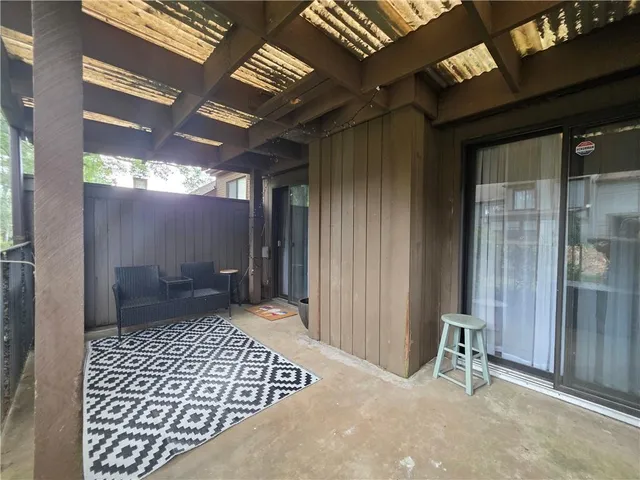 $160,000 | 28 Willowick Drive, Lithonia, GA 30038