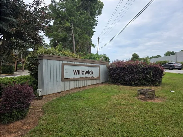 $160,000 | 28 Willowick Drive, Lithonia, GA 30038