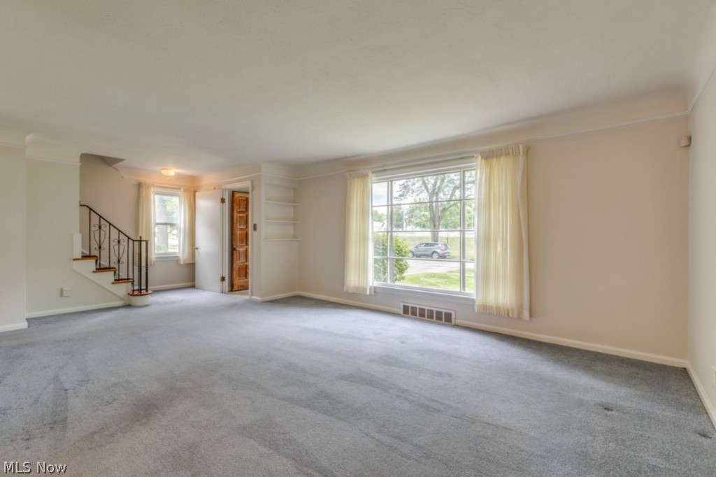4903 Farnhurst Road Cleveland, OH 44124 - Photo 6 of 22 Living room with large front window