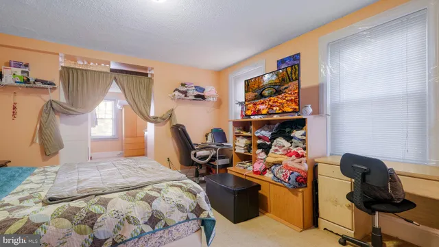 $279,900 | 1003 DeKalb Street, Norristown, PA 19401