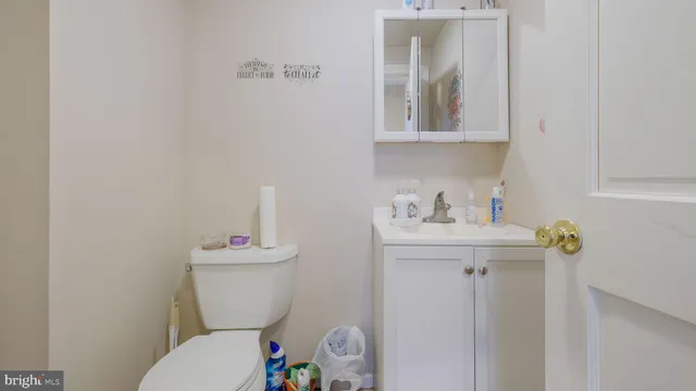 $279,900 | 1003 DeKalb Street, Norristown, PA 19401