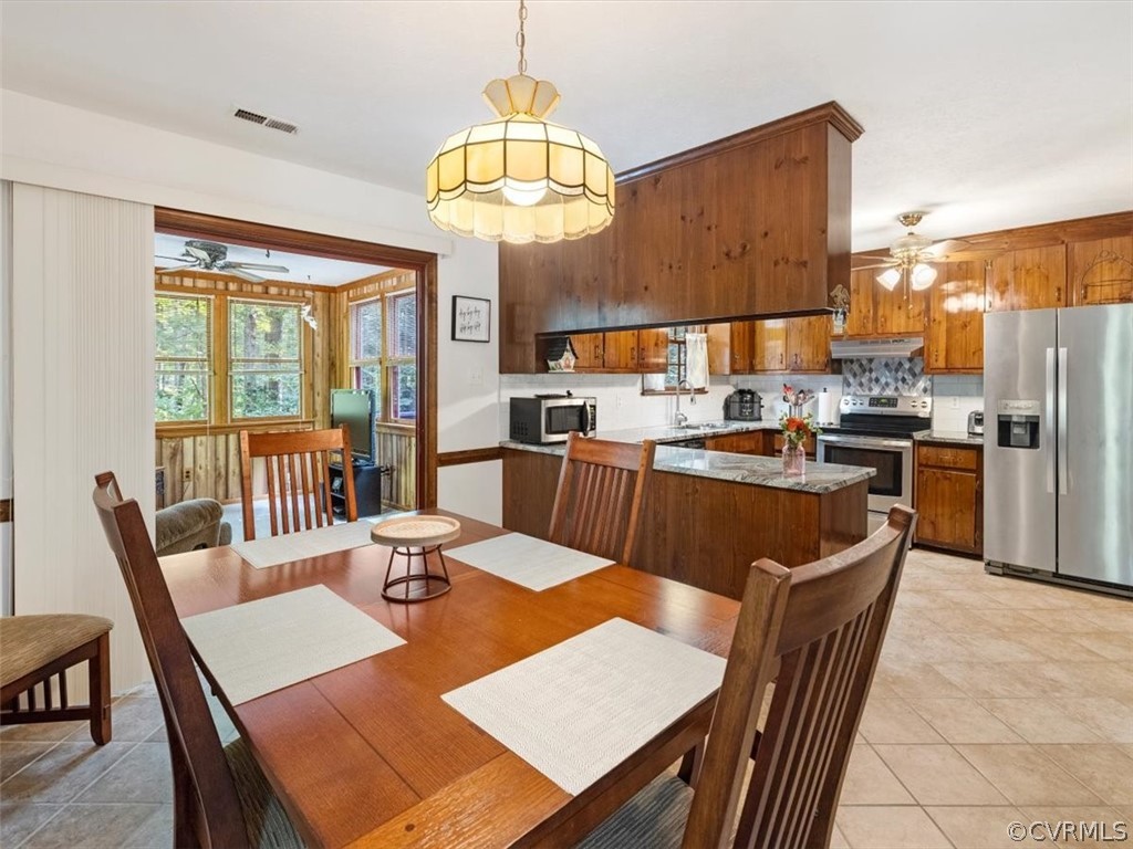 2412 Log Cabin Road Maidens, VA 23102 - Photo 7 of 27
