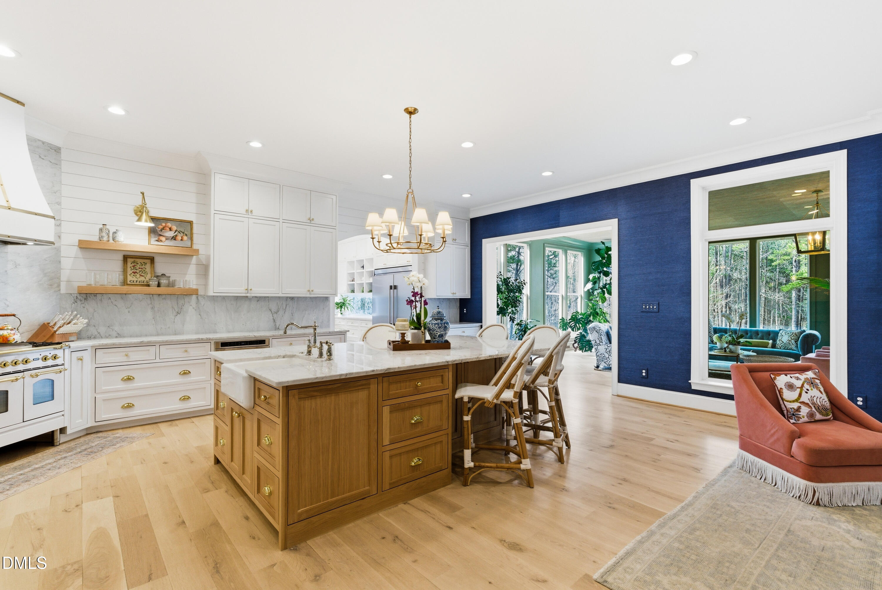 1528 Eglantyne Court Raleigh, NC 27613 - Photo 10 of 99 CV_Eglantyne_215.ARW