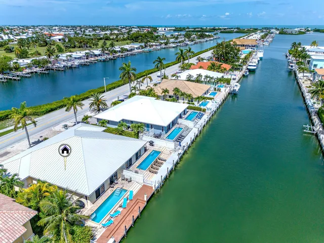 an aerial view of a house having outdoor space