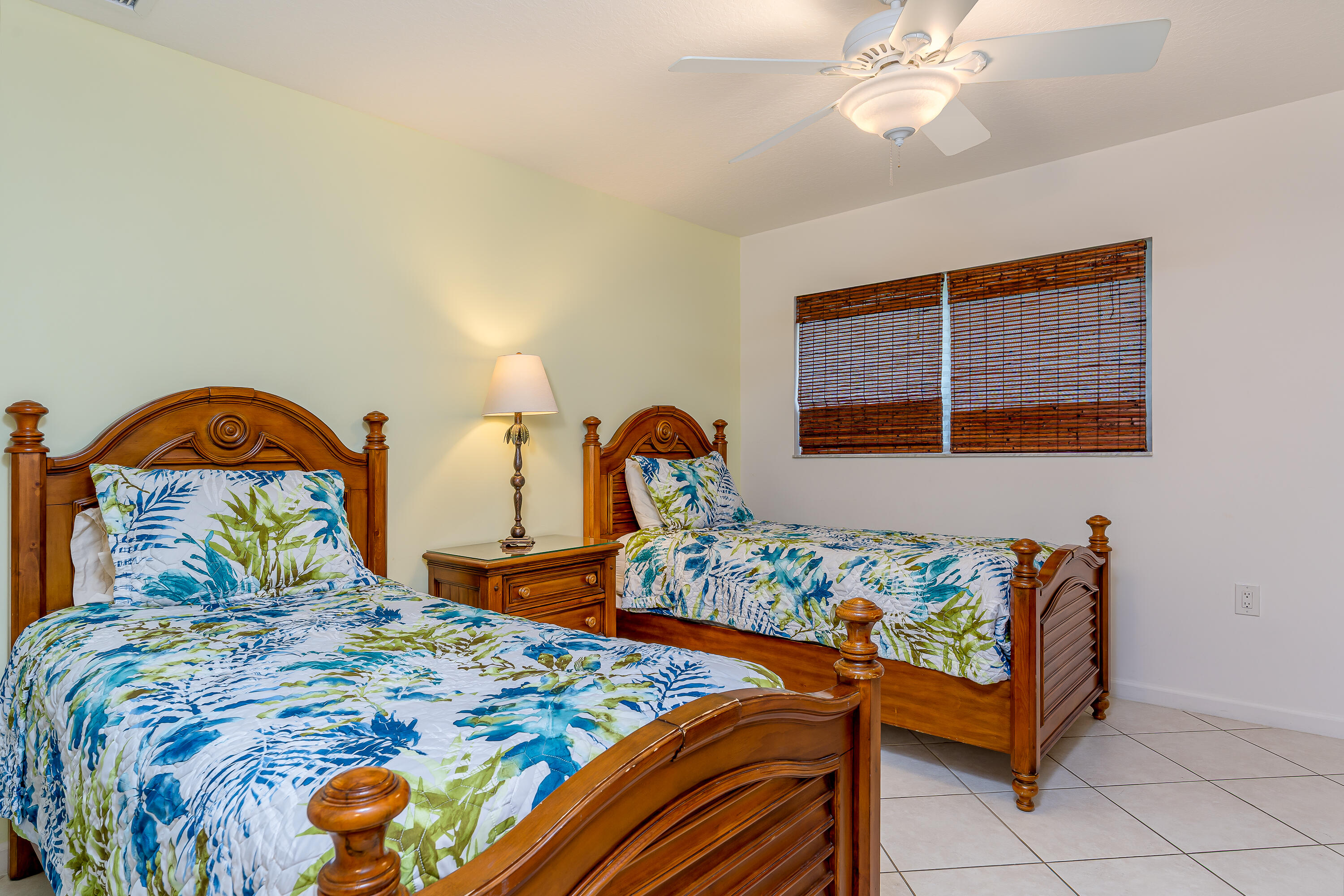 260 Sadowski Causeway Key Colony Beach, FL 33051 - Photo 18 of 50 2nd Bedroom