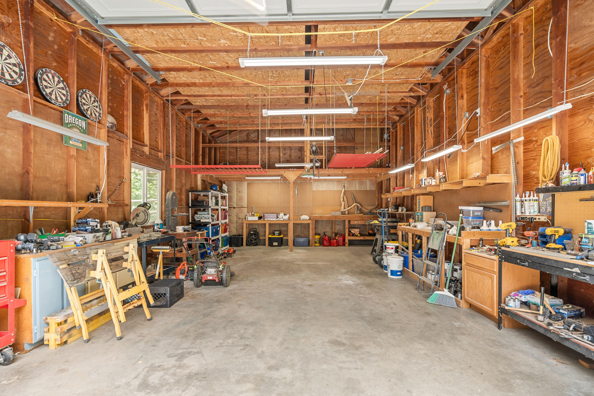 3268 Humbug Creek Road Jacksonville, OR 97530 - Photo 26 of 36 a view of a bike storage area