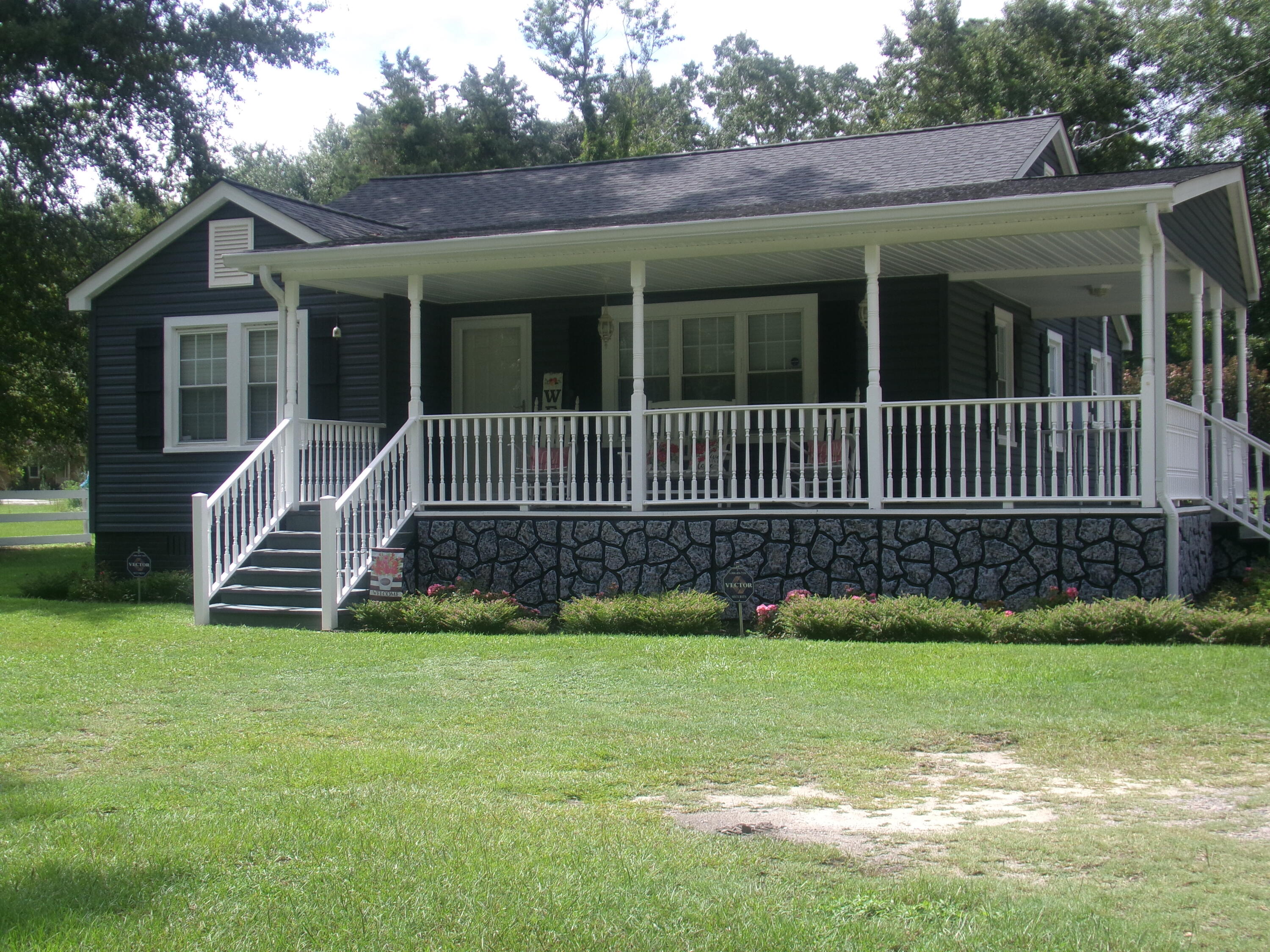 336 Augusta Road Warrenville, SC 29851 - Photo 1 of 36