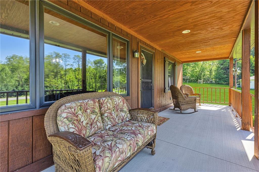 2085 Frew Mill Road New Castle, PA 16101 - Photo 4 of 49