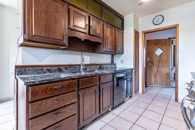 $285,000 | 1015 11th Avenue South, Moorhead, MN 56560