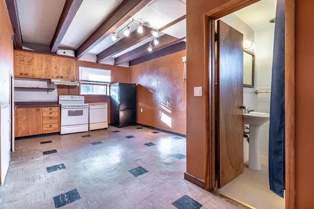 $285,000 | 1015 11th Avenue South, Moorhead, MN 56560